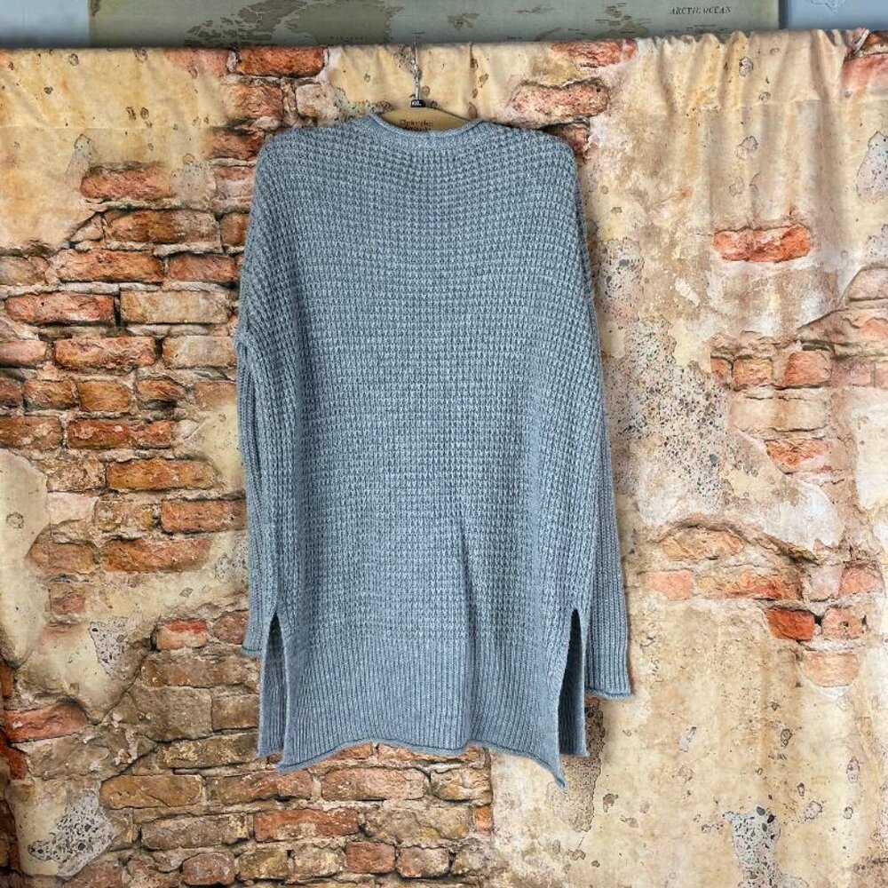 Pinque Size Large Sweater - Picture 2 of 4